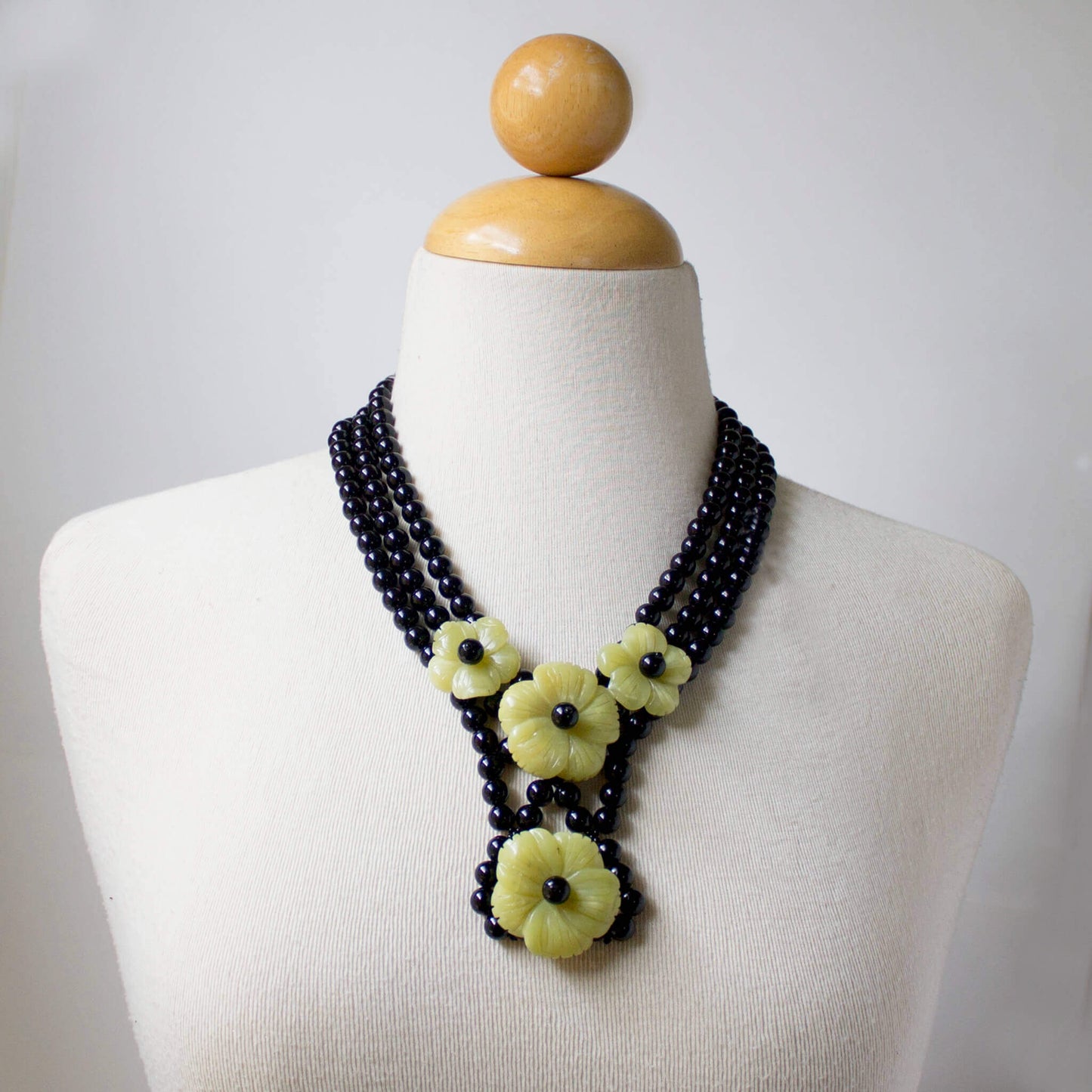 Onyx Flower Necklace Jewelry