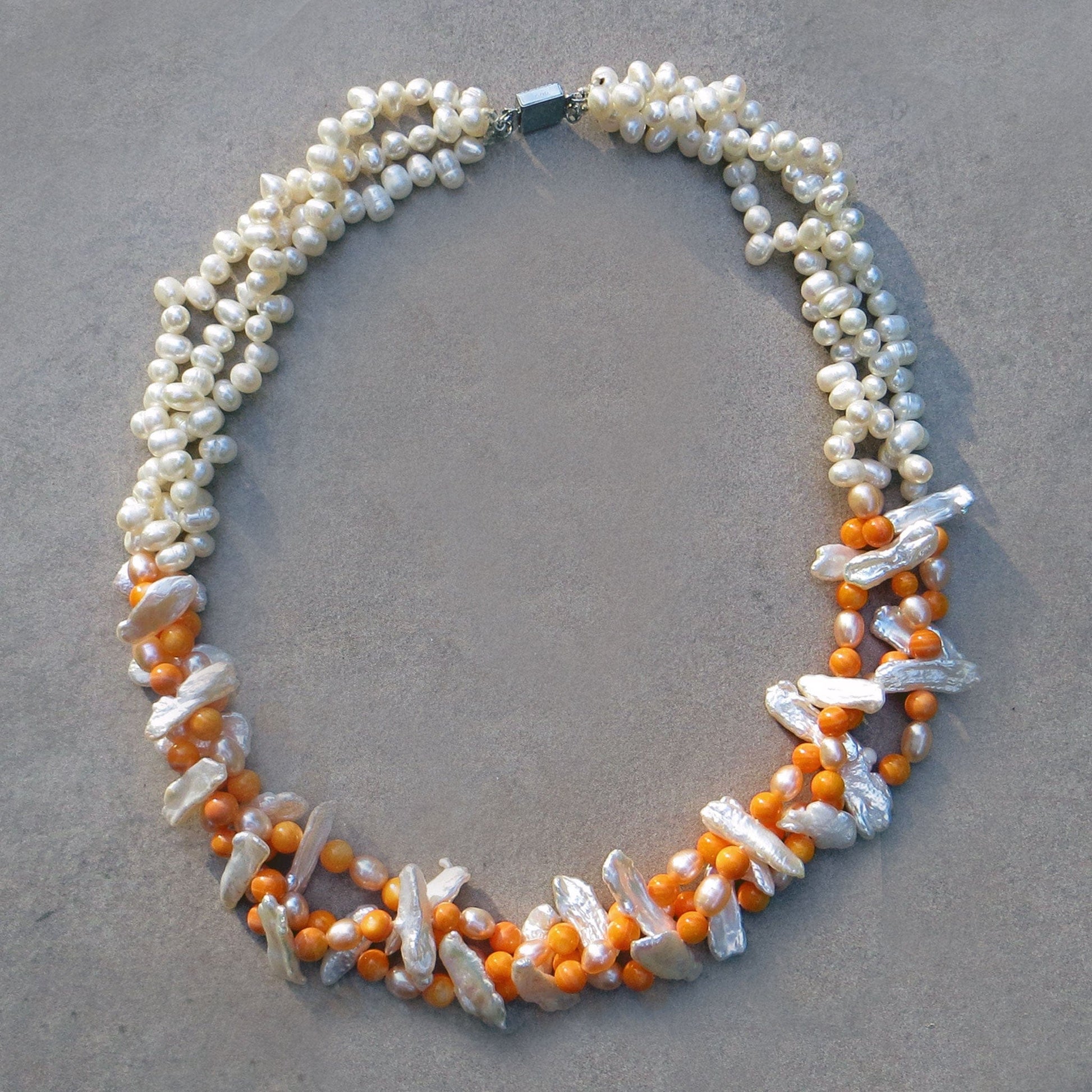 Sorbet Pearls Necklace